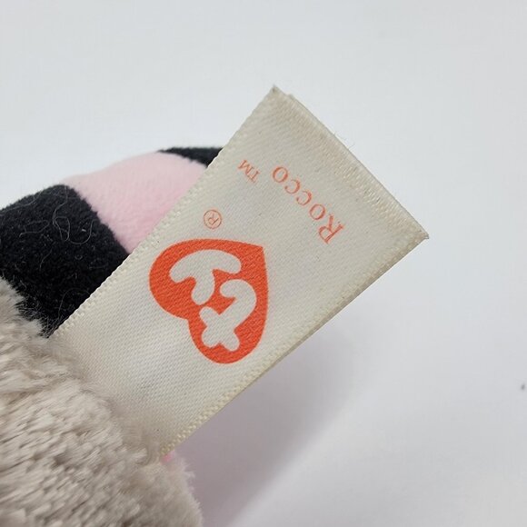 Ty Beanie Boo Rocco‎ the Raccoon Plush 7" Stuffed Animal Toy Gray & Pink Ear - Picture 3 of 5